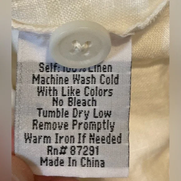 NWOT Johnny Was Women’s Size Small Linen Walking Shorts - Picture 4 of 6